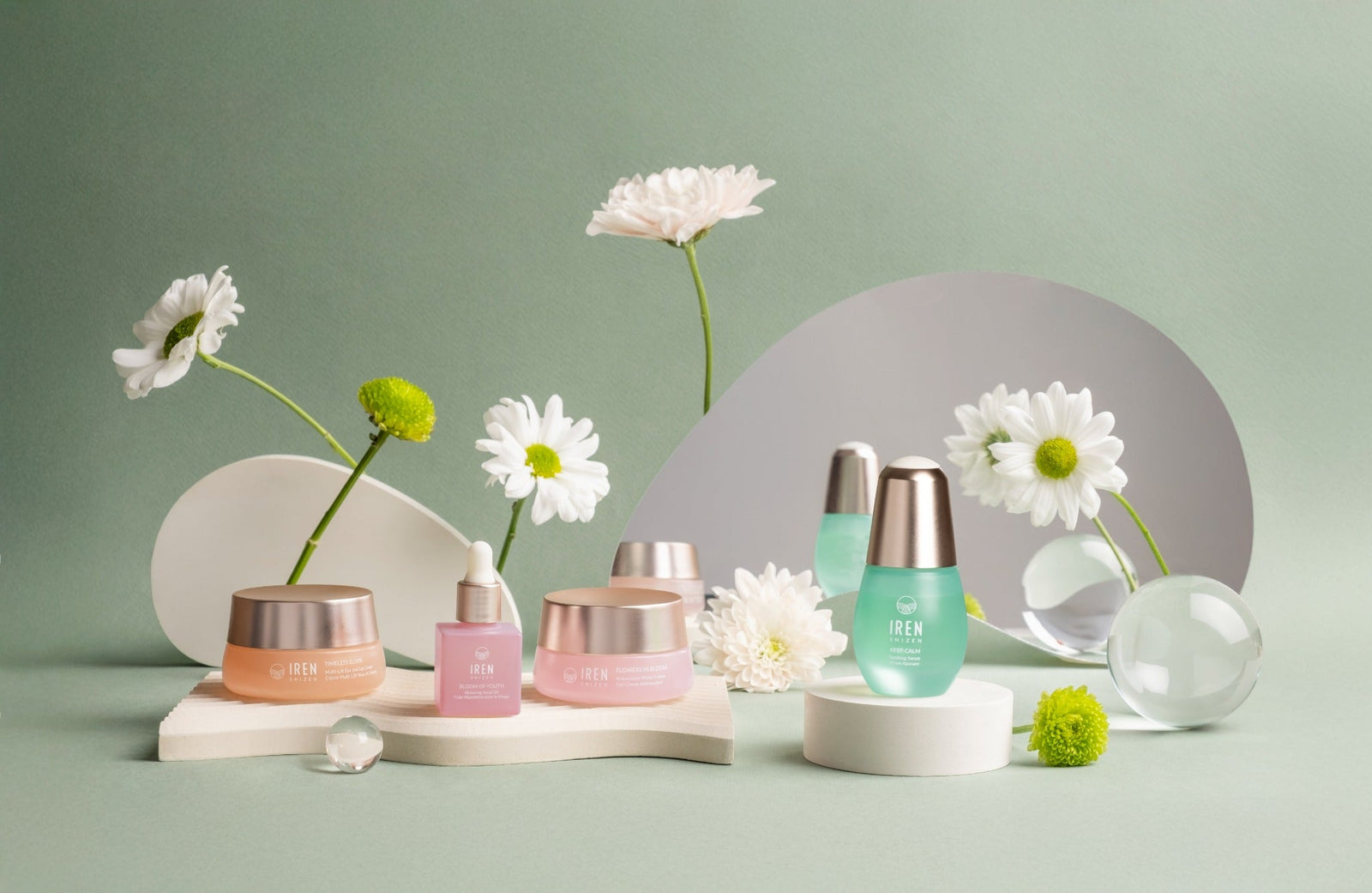 Skincare collection presented on a modular Betonvton display system for a commercial campaign
