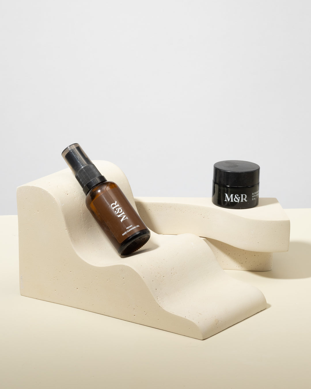 Wave-Edge Riser Product Photography Prop