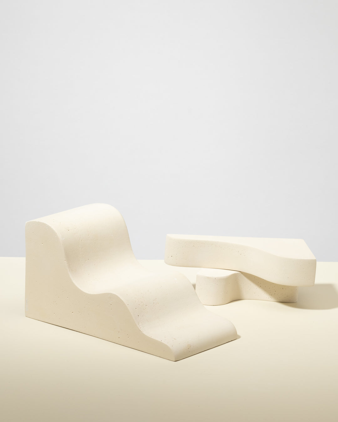 Wave-Edge Riser Product Photography Prop