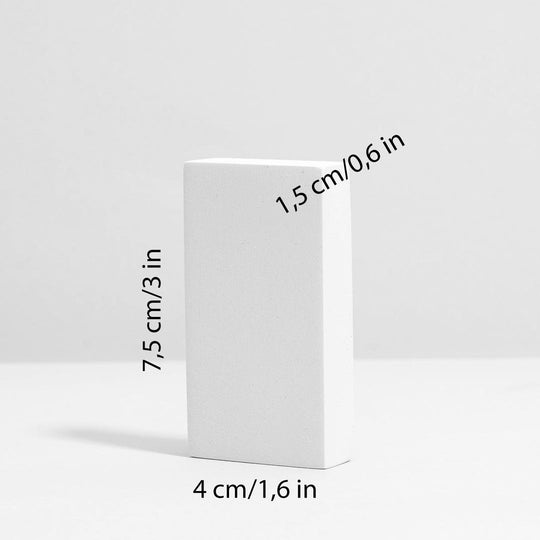 Upright white display block approx. 7.5 x 4 x 1.5 cm
