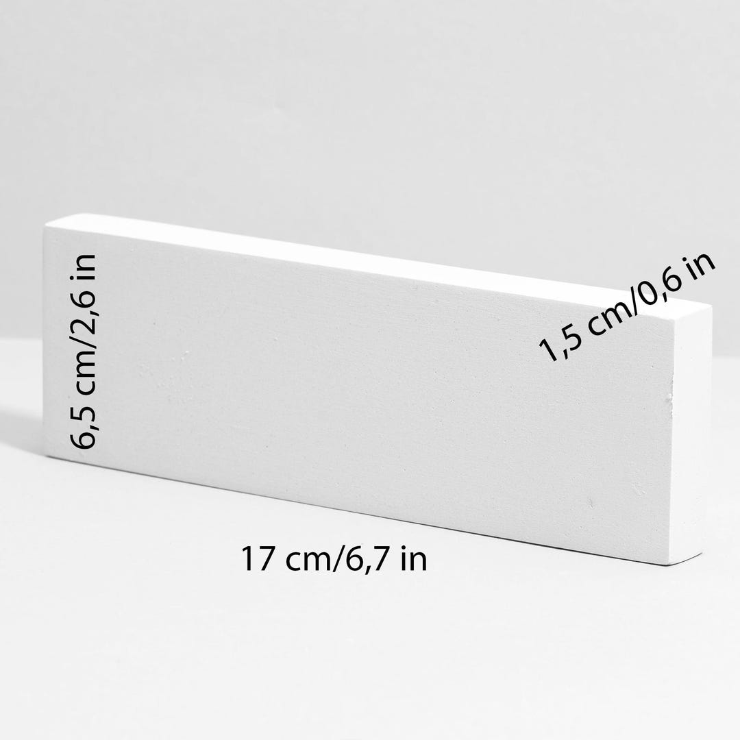 Long white display bar 17 x 6.5 x 1.5 cm with smooth surface