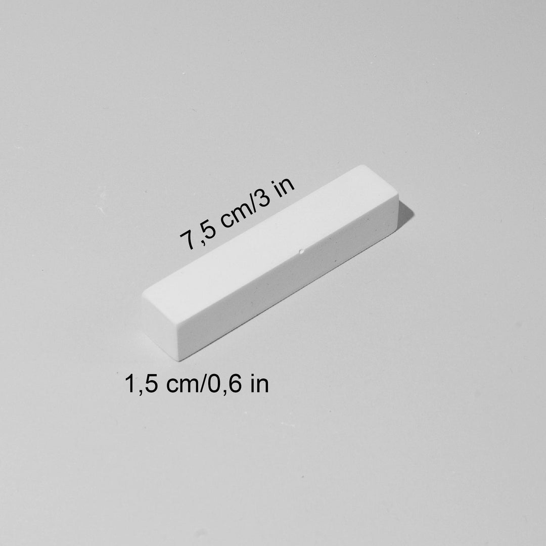 Slim white display bar approx. 7.5 x 1.5 cm