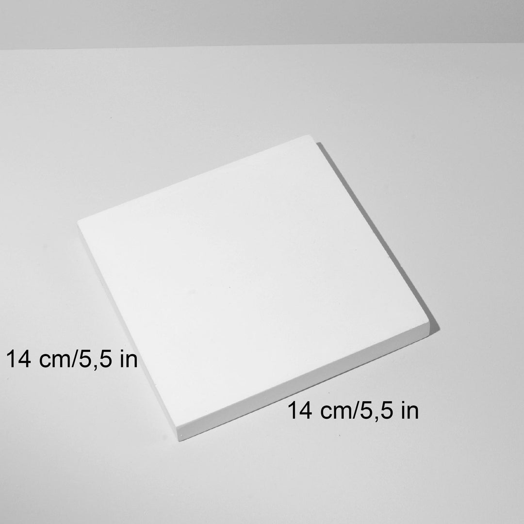 Square white display platform approx. 14 x 14 cm with flat surface