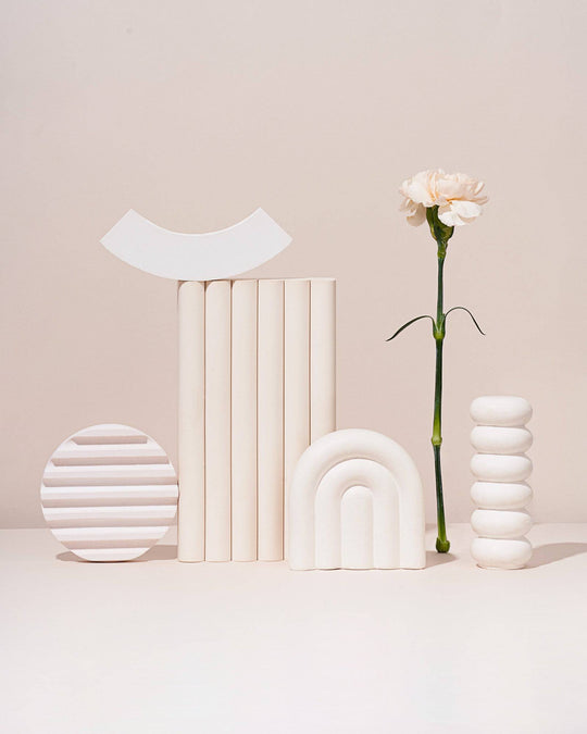Curved Geometric Display Prop - Content Props